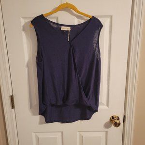 Universal Threads Large Wrap Shirt